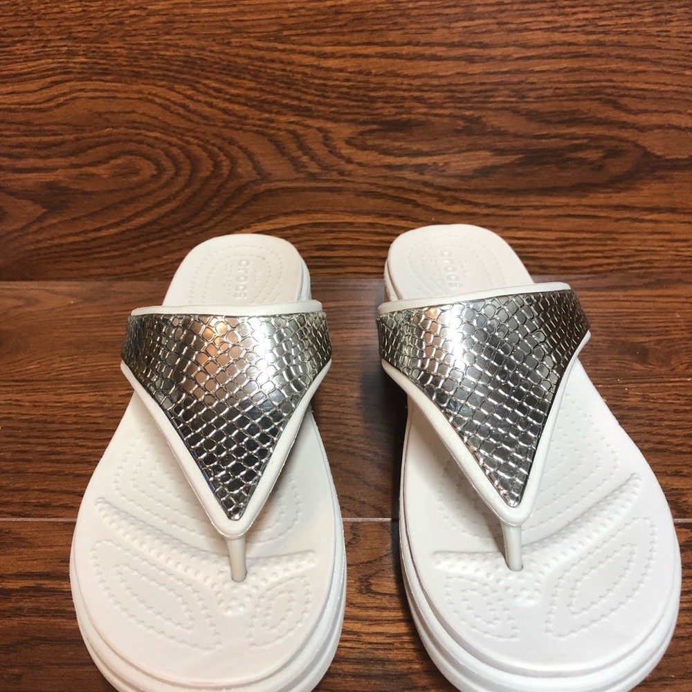 Monterey Metallic Wedge Flip Flops 206303-0GO